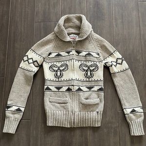 TNA 100% Lambswool Sweater